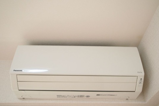 エアコン完備で年中快適に過ごせます