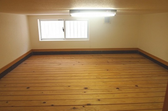 大容量の床下収納です