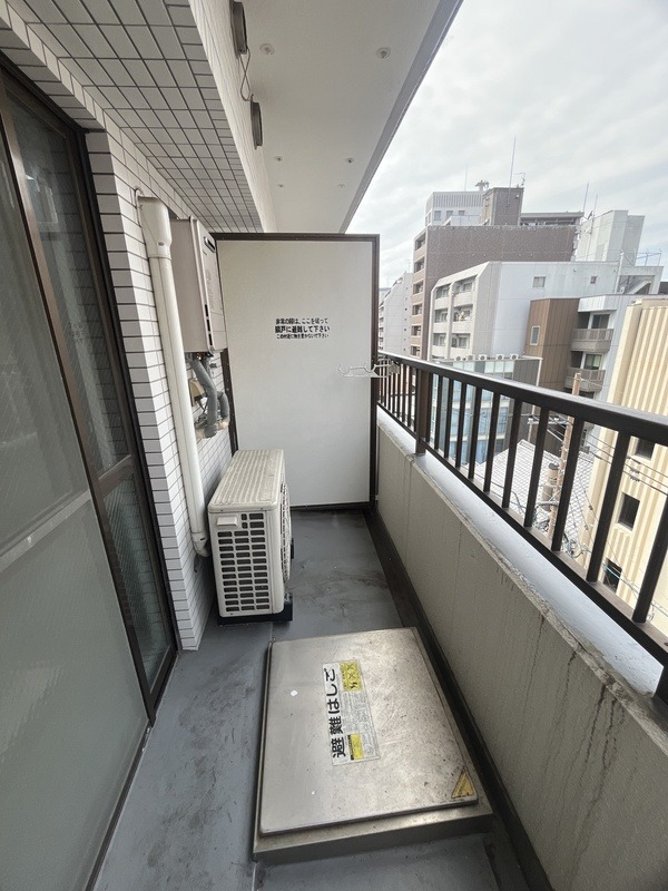 天気の良いの洗濯物はこちらで