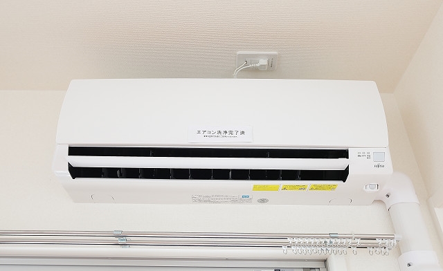 エアコン付きで粘稠快適です