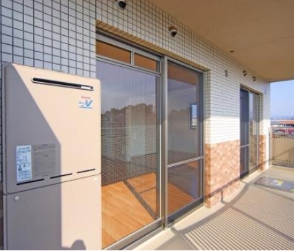 広々としたバルコニーですね