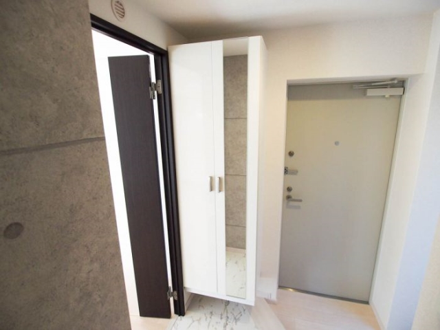 開放感のある帰ってきたくなる玄関です