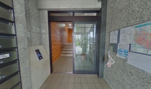 エントランスもきれいにされています