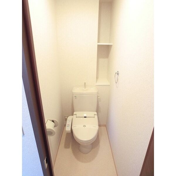 温水洗浄便座付きです