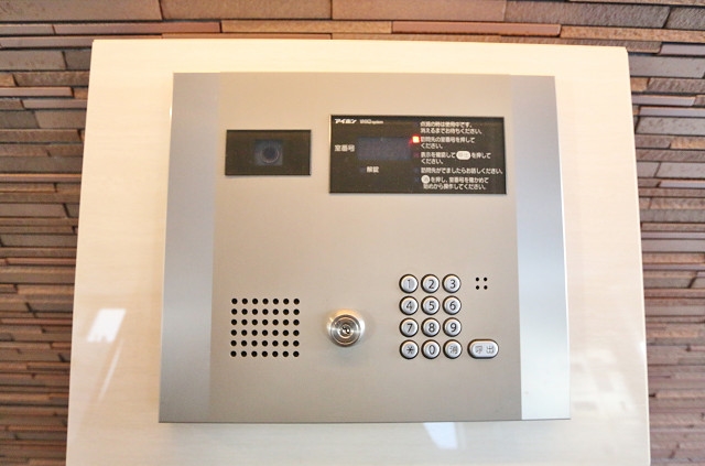 もちろんオートロックです