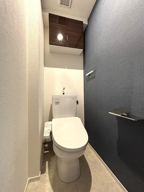 清潔感のあるトイレですね。
