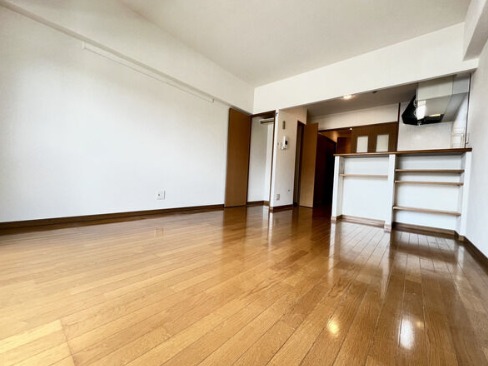 ゆったりくつろげそうなリビングですね