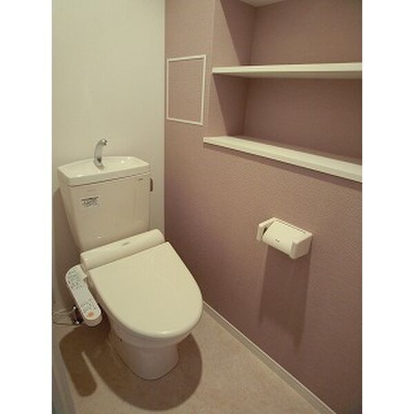 温水洗浄便座付きです