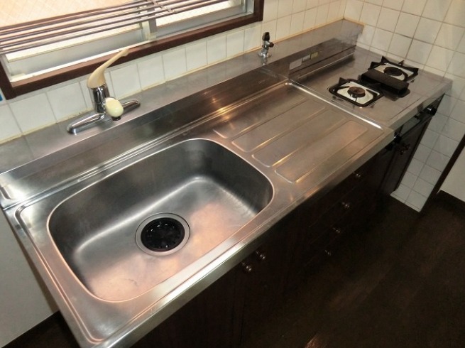 2口コンロ付きで料理がはかどりそうですね