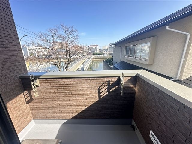 洗濯物はこちらへ。