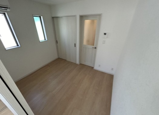 家具の配置がしやすいお部屋です