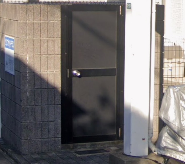 ゴミ置き場もございます。