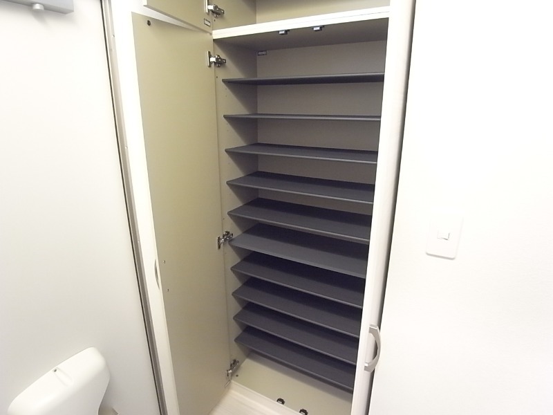 玄関収納もしっかりしています。