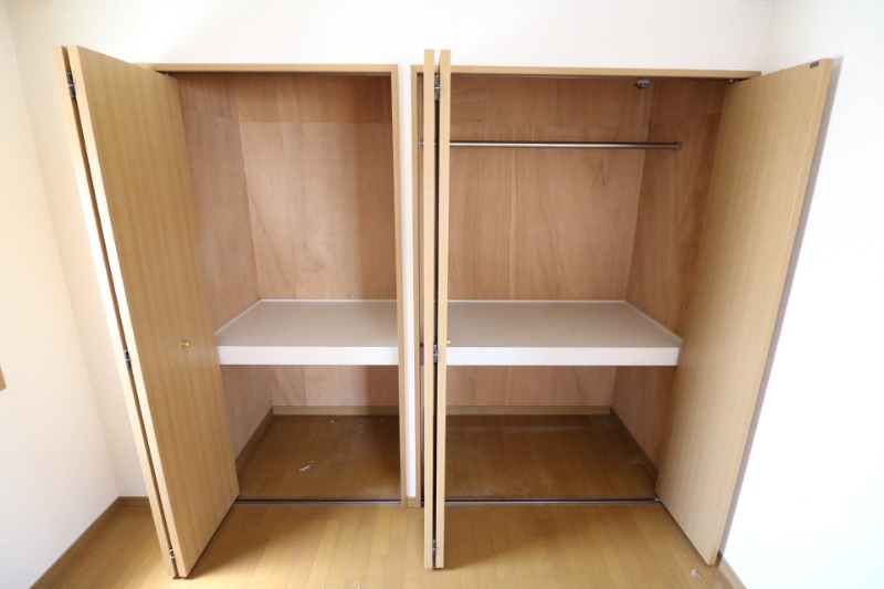 クローゼットも広くていいですね。