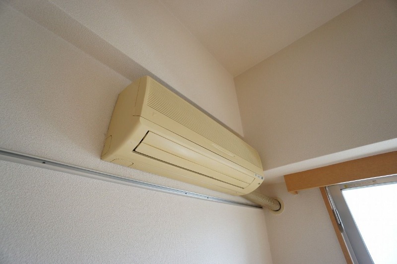 エアコン完備で年中快適に過ごせます