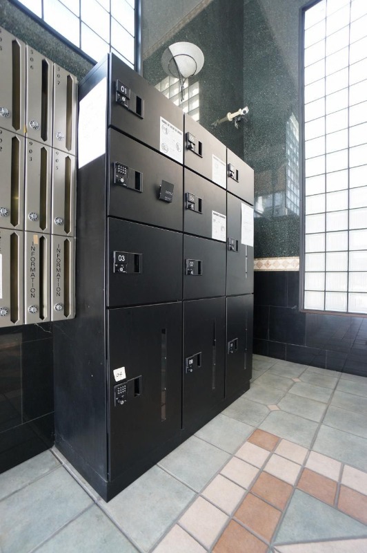 嬉しい宅配ボックスです