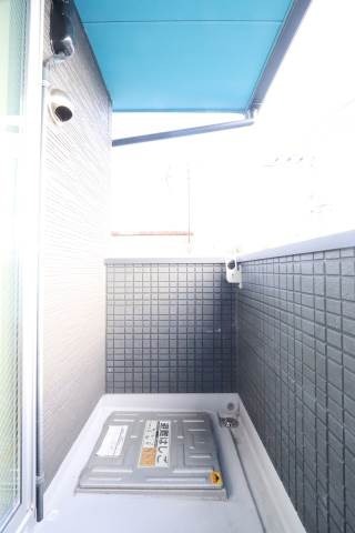 天気のいい日はこちらで洗濯物を干せます