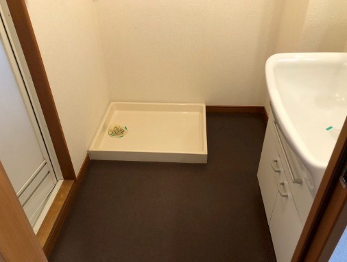 洗濯機は室内に置くことができます。