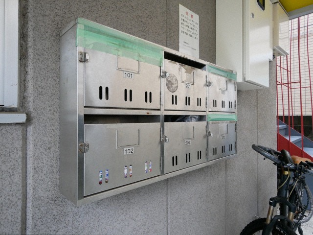 集合ポストもございます。