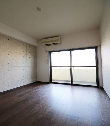 日差しもこんにちは