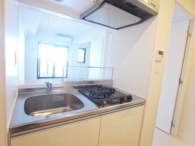 キッチンはシステムキッチンですよ