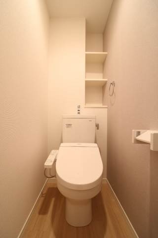 ウォシュレット完備。