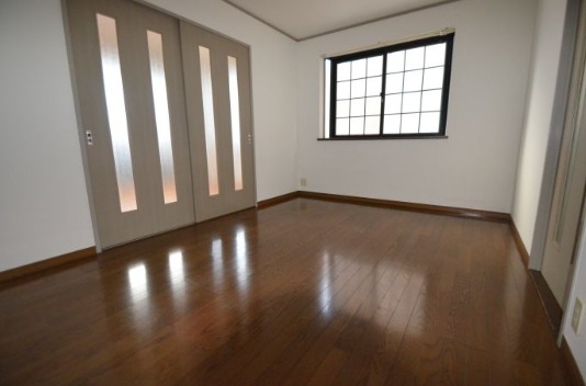 寝室にぴったりの洋室です