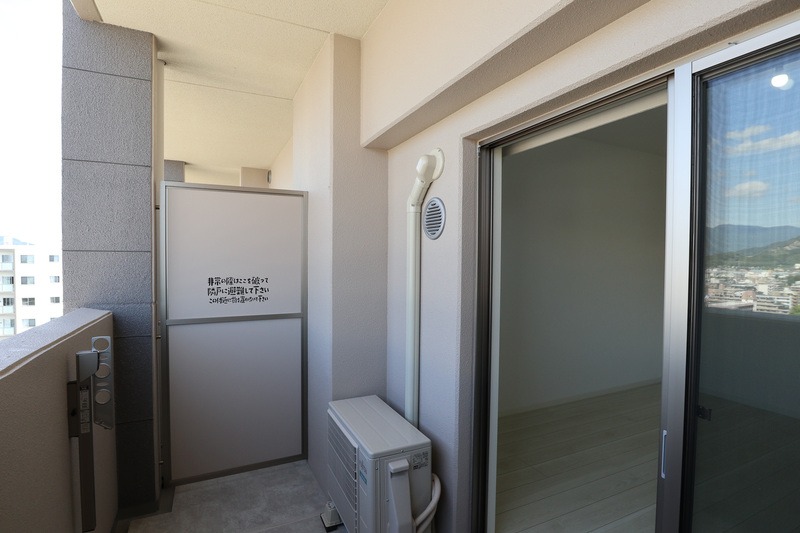 天気のいい日はこちらで洗濯物を干せます