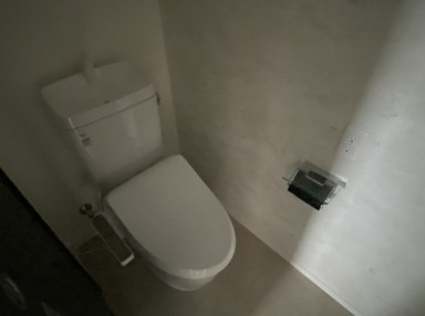 温水便座付きです。