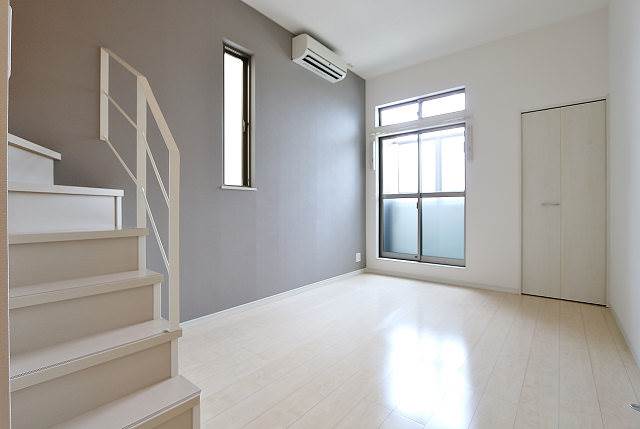 明るいリビングですね