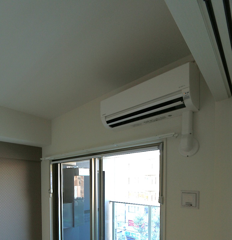 エアコン完備で年中快適に過ごせます