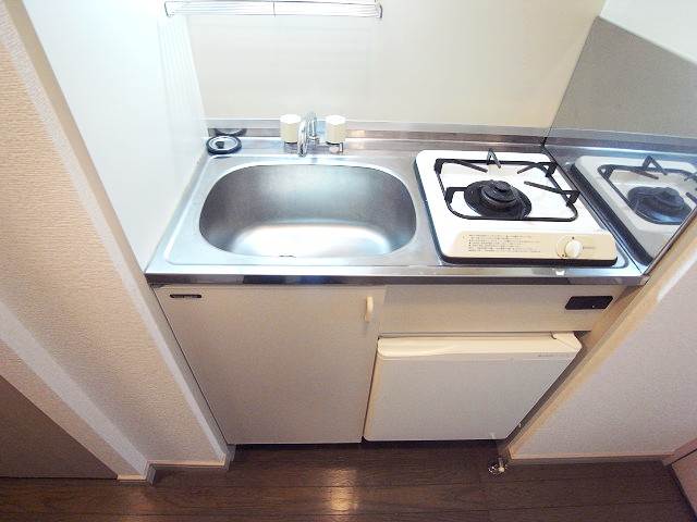 嬉しいコンロ備え付け