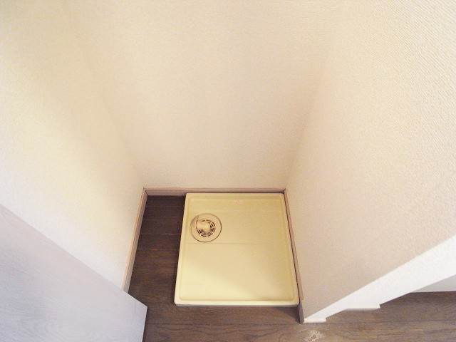 室内洗濯機置場です