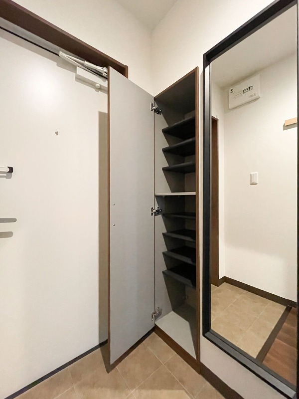 帰ってきたくなるような玄関ですね