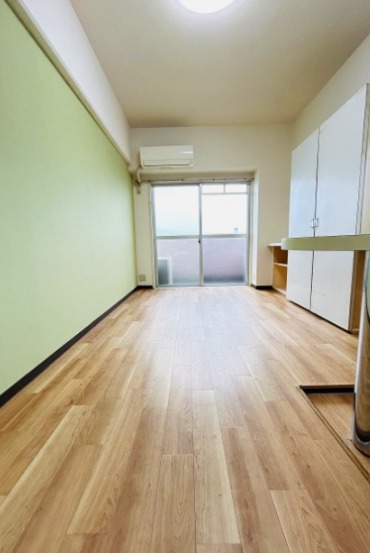 エアコン完備で年中快適に過ごせます