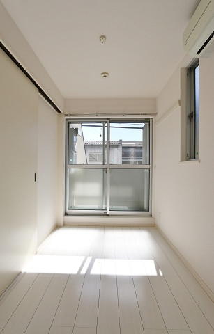 エアコン完備で年中快適です