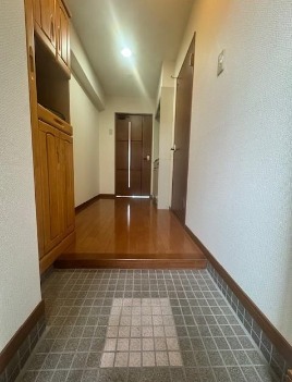 玄関も十分な広さです