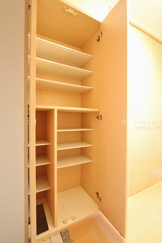 靴箱も大容量です