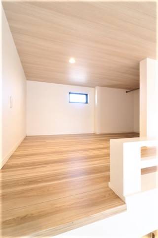 嬉しいロフトスペース。