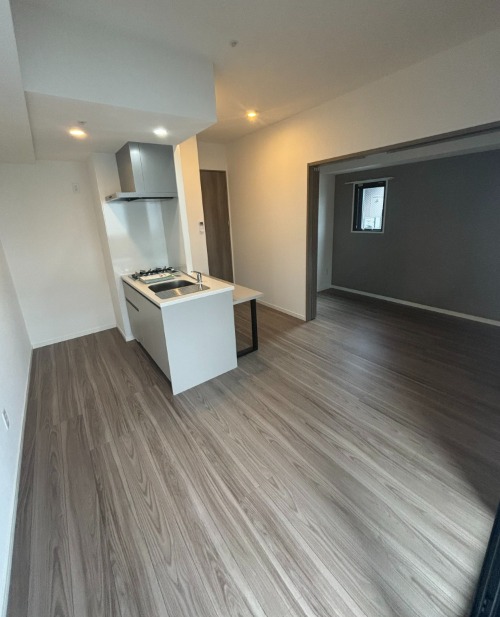 家具の配置がしやすいリビングですね