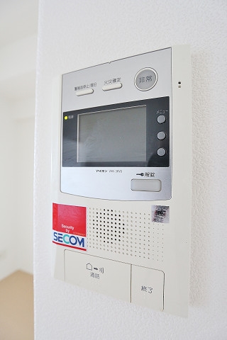 女性の方も安心のモニターフォンです