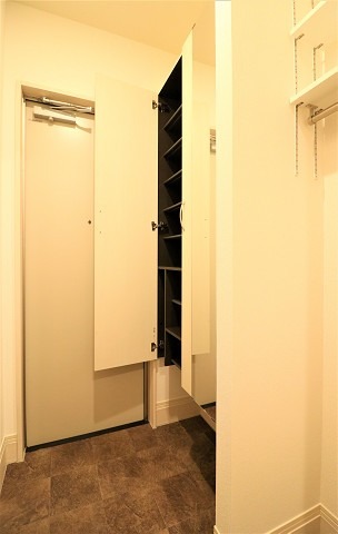 大容量のシューズボックス付きです