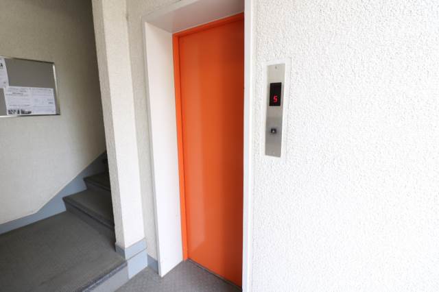 嬉しいエレベーター付きです