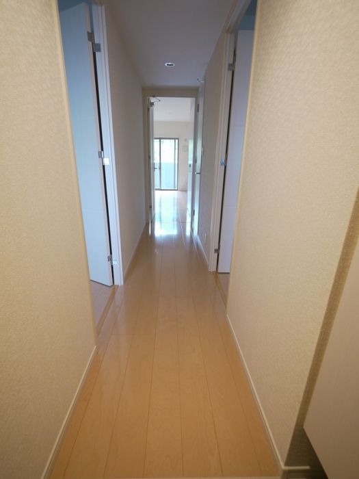 落ち着いた雰囲気の玄関です