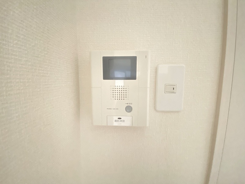 モニター付きインターホン。