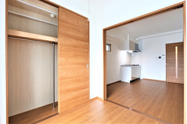 奥行きのある収納スペース