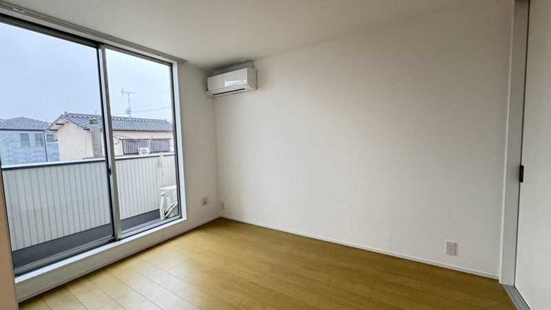 エアコン付きで年中快適に過ごせますね