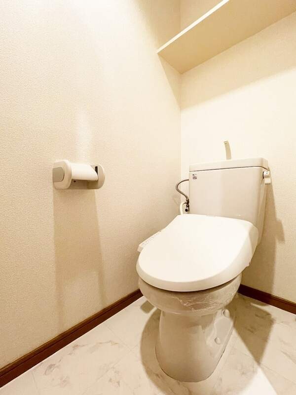 清潔感のあるトイレです