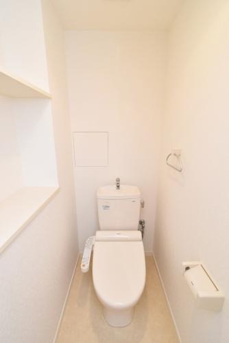 温水便座付きです。