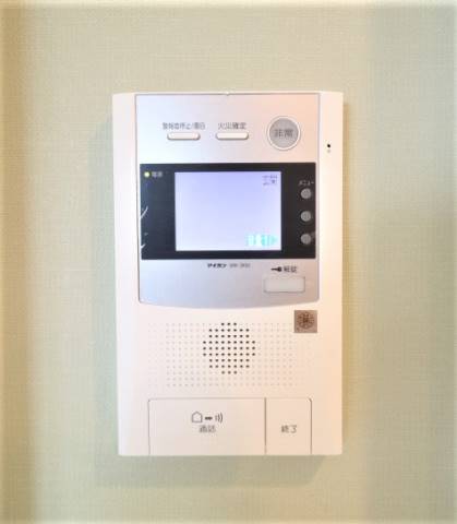 TV付きモニターホンで安心ですね